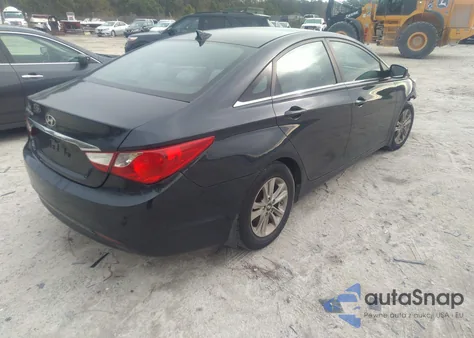2013 Hyundai Sonata Gls z USA, uszkodzony, nr VIN 5NPEB4AC0DH556253